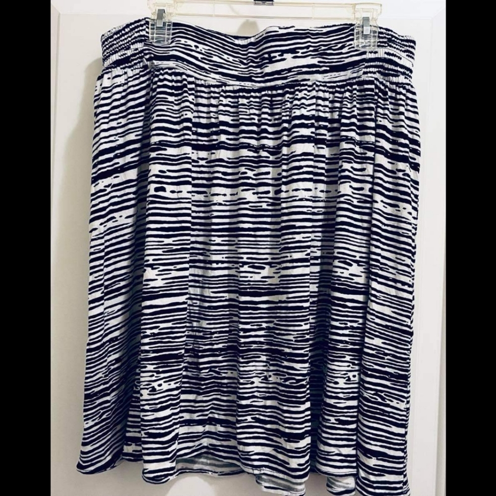 Lane Bryant skirt Sz 14/16